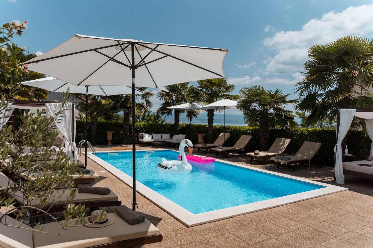 Apartments Villa Chiara Opatija Ičići Exterior foto
